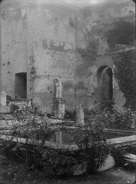 012499 - monumento - Casa delle Vestali, Atrio, angolo sud/est; neg. serie E, n. 534