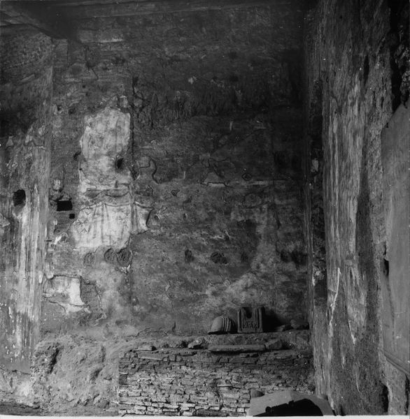 015823 - reperto - Oratorio dei Quaranta Martiri, Parete di destra dell'abside, autunno 1969; Neg. Serie 6 x 6, Nr. 1684