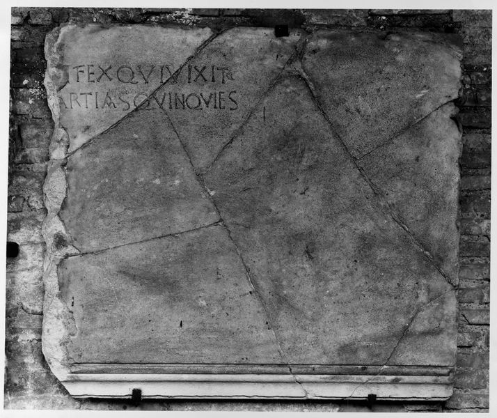 015833 - reperto - Oratorio dei Quaranta Martiri, Iscrizione funeraria; Gab. Fot. Naz. Neg. Serie E, Nr. 51716