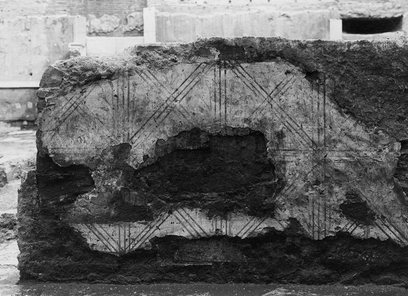 012943 - reperto - Curia, Chiesa di S. Adriano, Avanzi di affreschi; Neg. Serie E, Nr. 1767