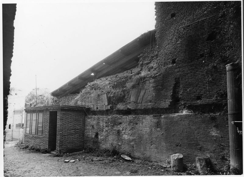 015842 - monumento - Oratorio dei Quaranta Martiri, Stato delle murature, 13/03/1993; Neg. Serie 6 x 6, Nr. 19349