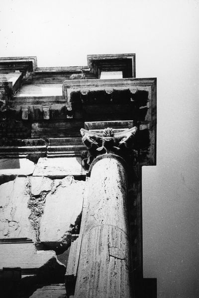 020519 - restauro - Arco di Tito, fronte est (1978/1979) capitelli di restauro; film n. 2572