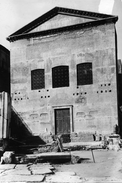 013130 - monumento - Curia, dopo i lavori; Neg. Serie F, Nr. 2071