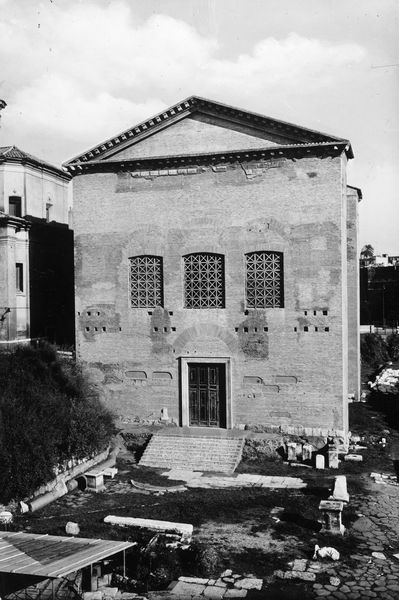 013131 - monumento - Curia, dopo i lavori; Neg. Serie F, Nr. 2073
