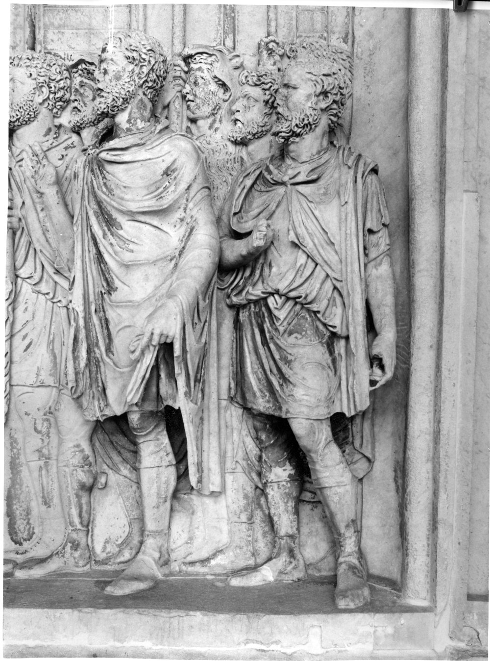 Pannelli di Marco Aurelio lato sud investitura di un re barbaro da parte dell'imperatore (9) (rex datus).tif