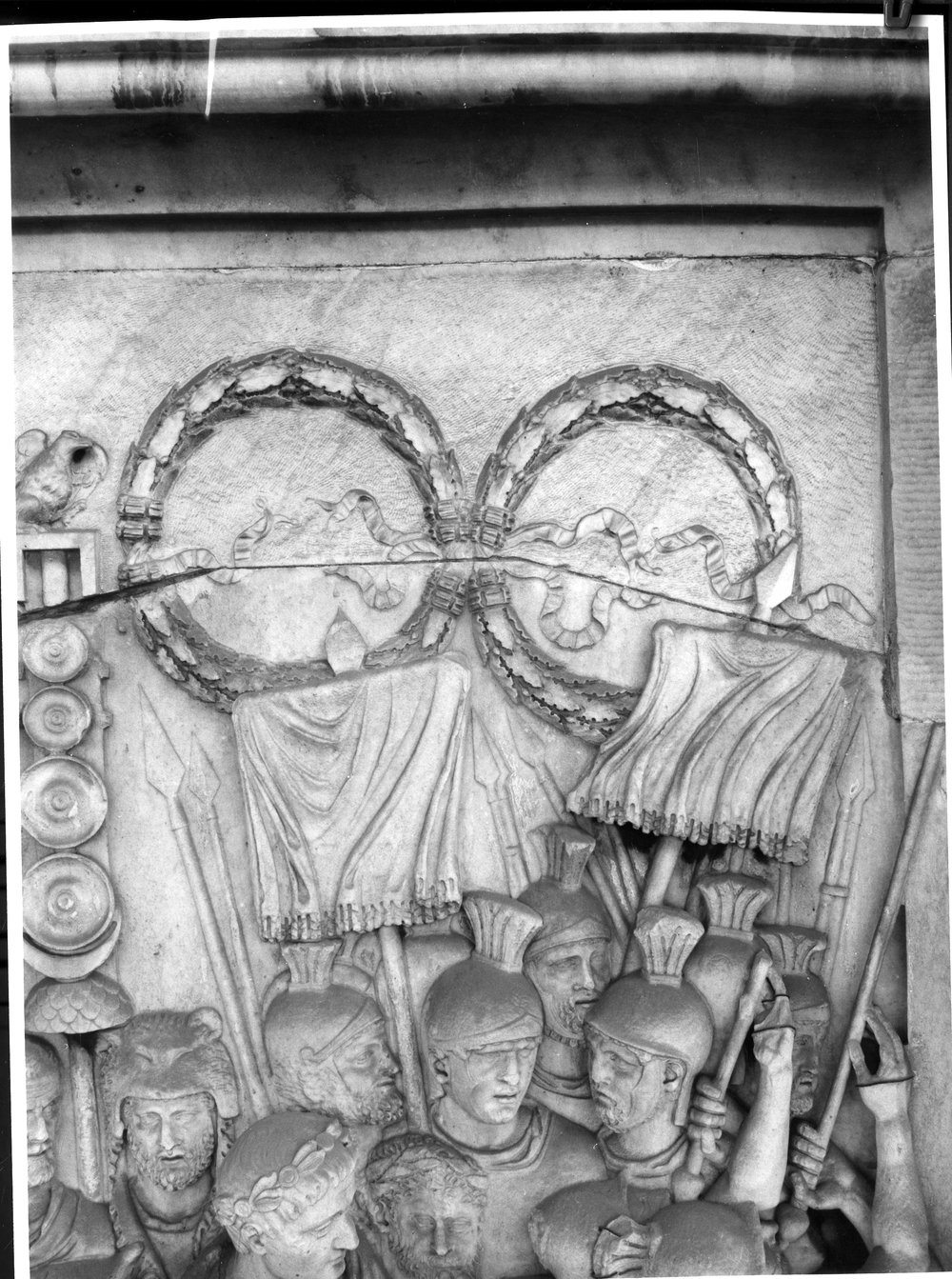 Pannelli di Marco Aurelio lato sud- Sacrificio del porco, pecora, toro (Suovetaurilia) (6).tif