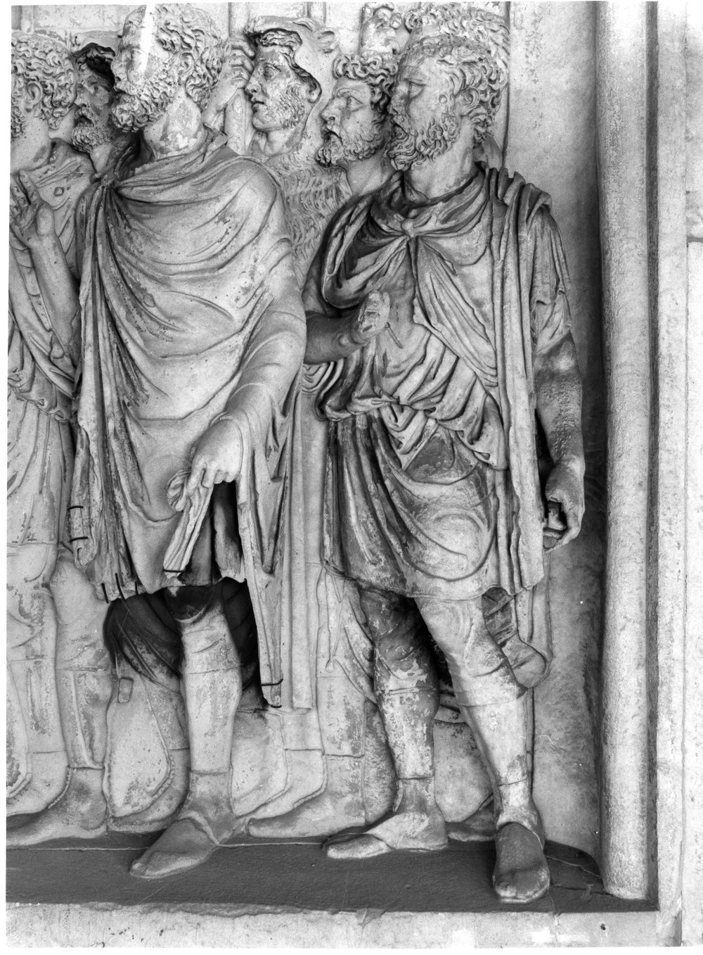 Pannelli di Marco Aurelio lato sud investitura di un re barbaro da parte dell'imperatore (8) (rex datus).tif