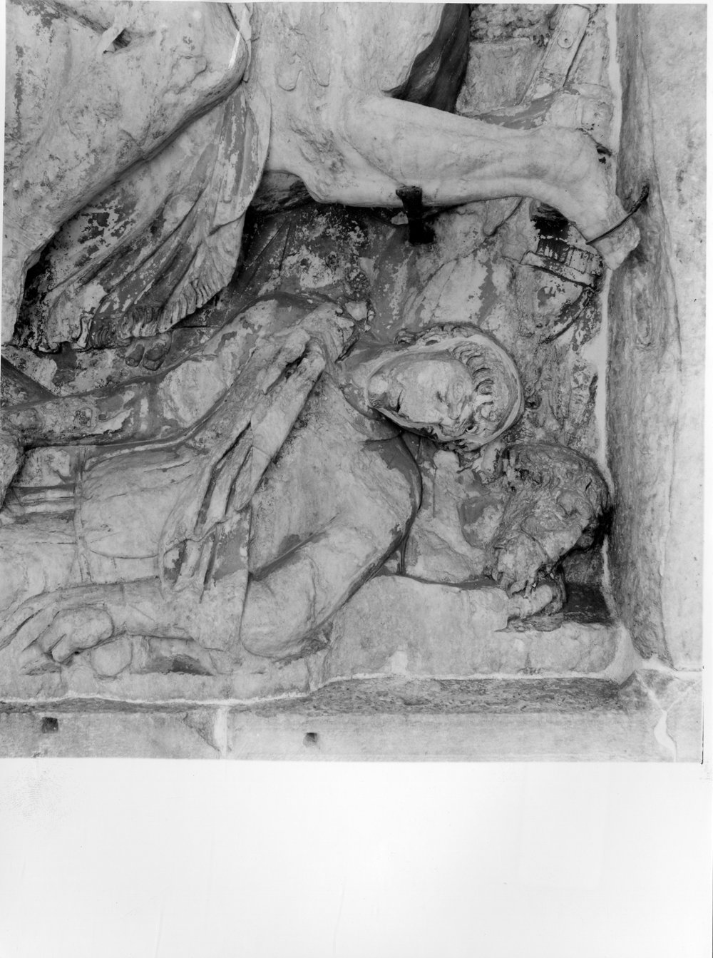 Rilievi di Traiano- attico lato est - Mischia fra soldati romani e babari-- (14).tif