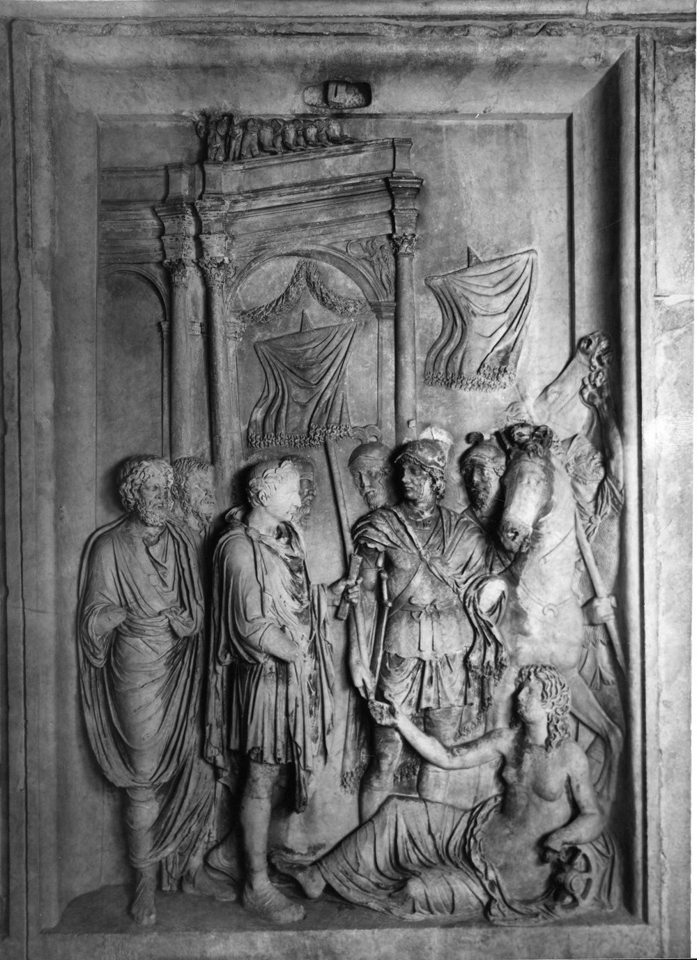 pannelli di marco aurelio lato nord partenza dell'Imperatore.tif