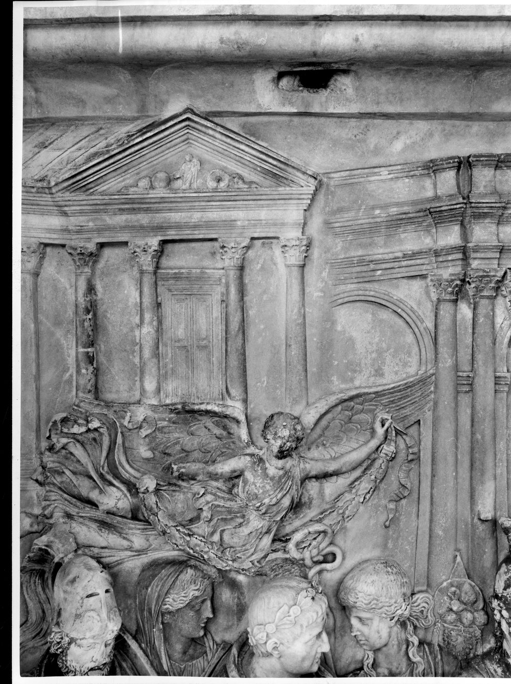 Pannelli di Marco Aurelio lato nord - Arrivo a Roma dell'imperatore (Adventus) (3).tif