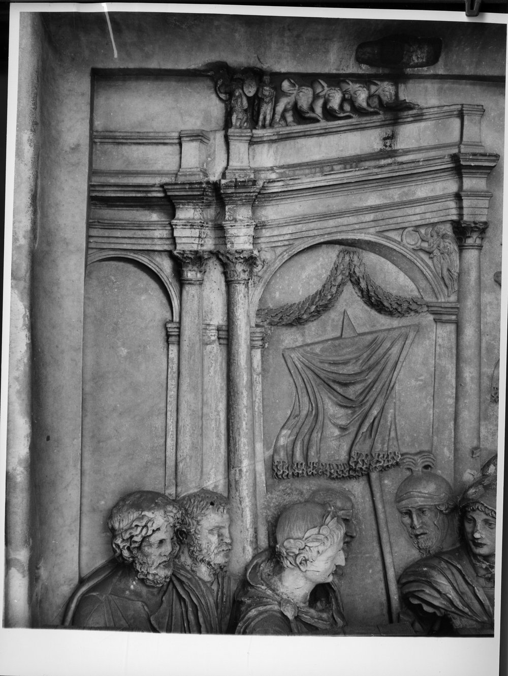 Pannelli di Marco Aurelio lato nord - partenza dell'Imperatore (Profectio) (2).tif