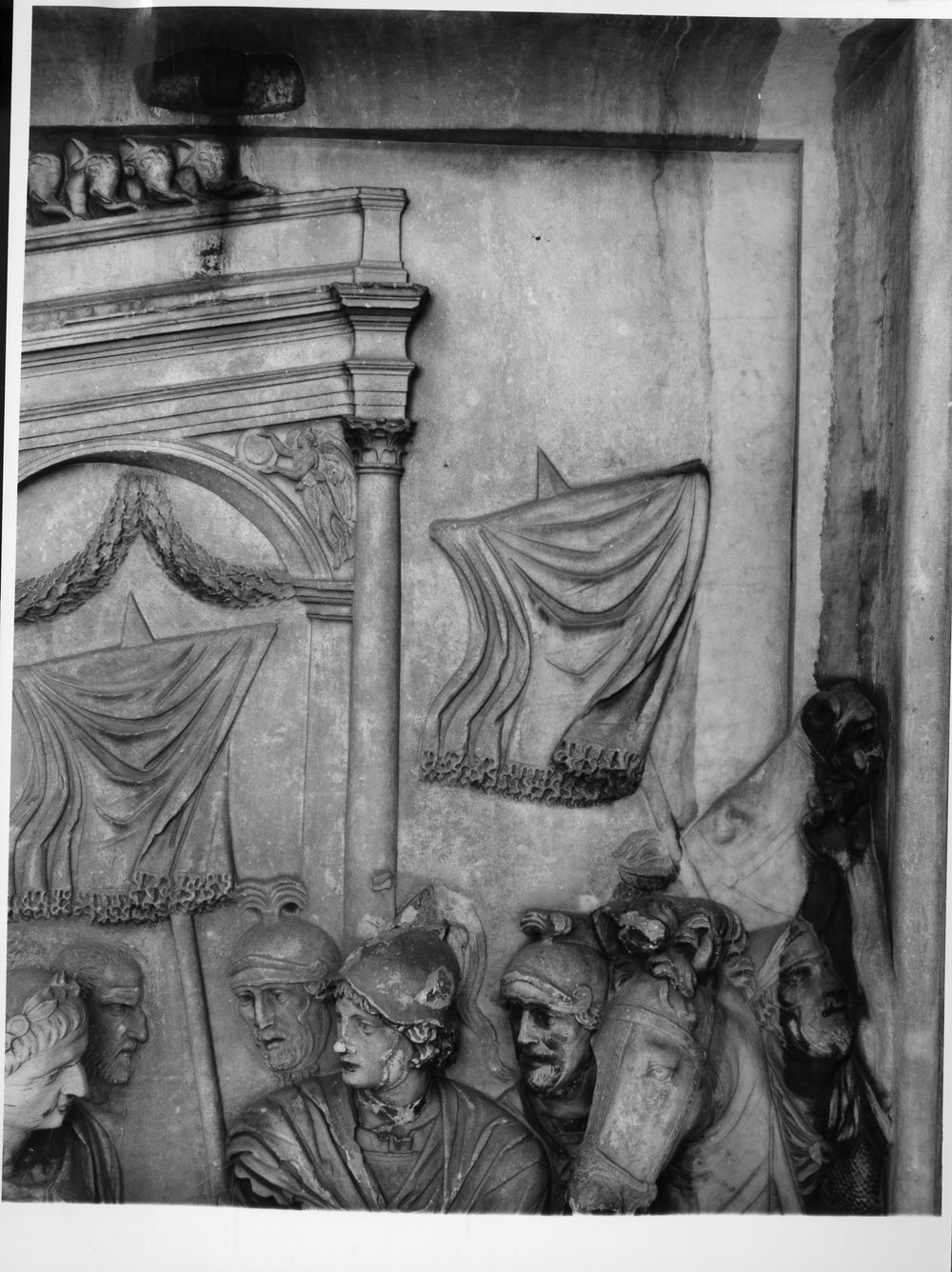 Pannelli di Marco Aurelio lato nord - partenza dell'Imperatore (Profectio) (4).tif