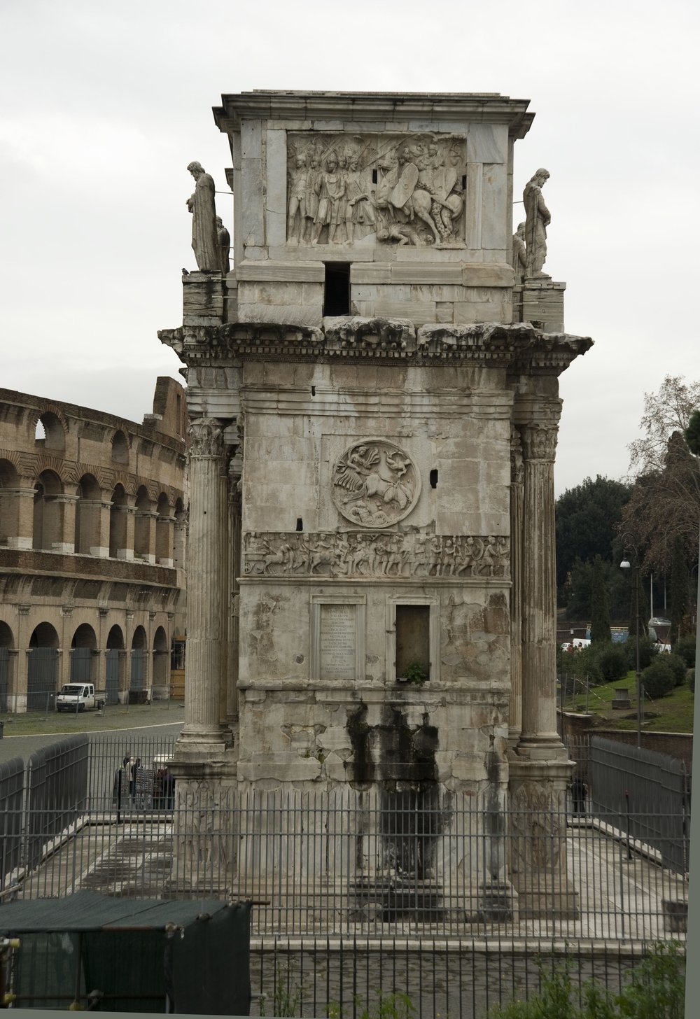 Arco di Costantino1.jpg