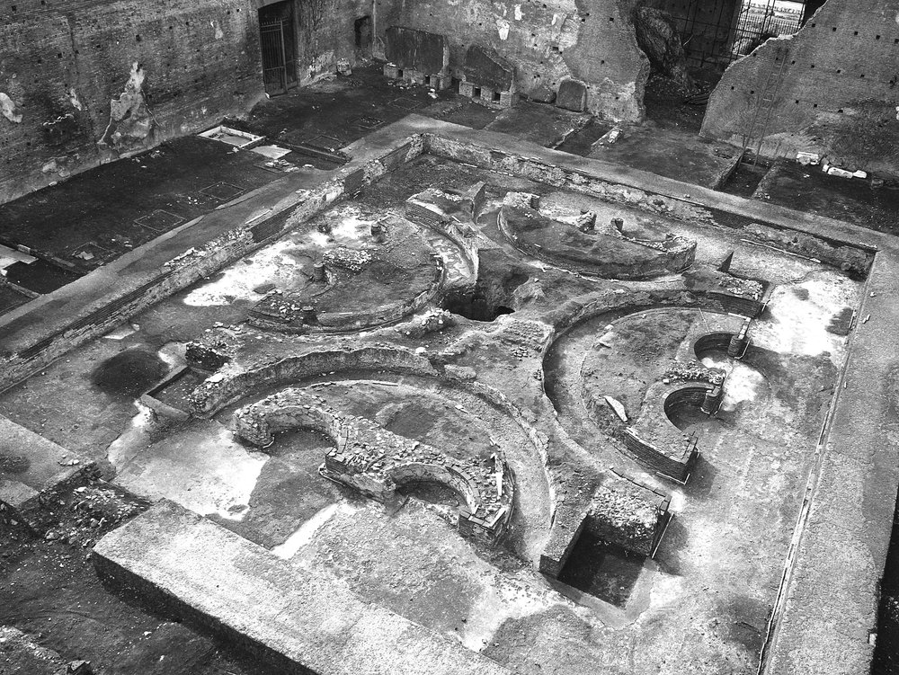 63da-pi-DOMUS AUGUSTANA.JPG