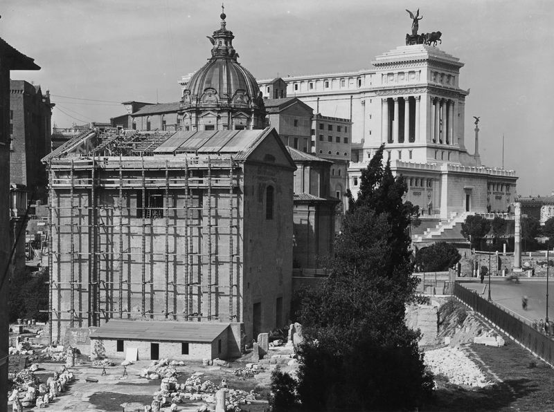 013314 - restauro - Curia, veduta generale durante i lavori; Gab. Fot. Naz. Neg. Serie E, Nr. 22557