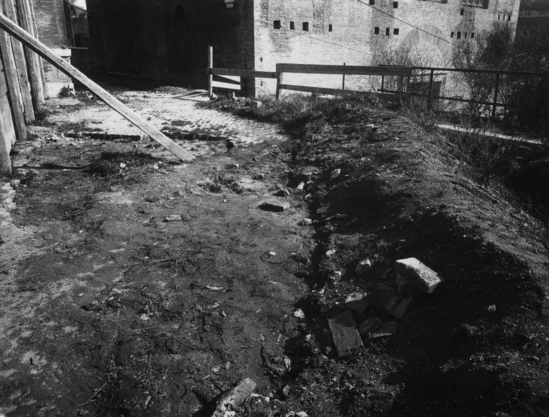 013327 - restauro - Curia, lato verso Via Bonella, durante i lavori; Gab. Fot. Naz. Neg. Serie E, Nr. 42666