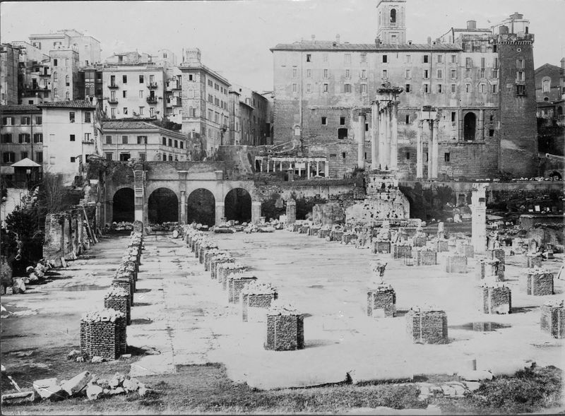012298 - monumento - Basilica Giulia, vedute, veduta