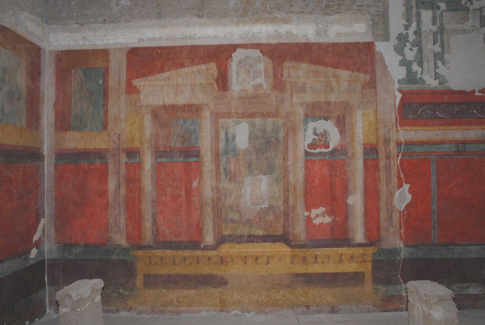 Casa di Augusto - grande oecus tetrastilo - composizione arc.jpg