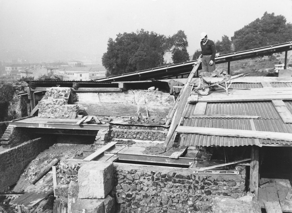 Zona augustea, gettata di copertura sopra l'ambiente delle maschere A5 (febbr. 1961) LXXV, 38.JPG