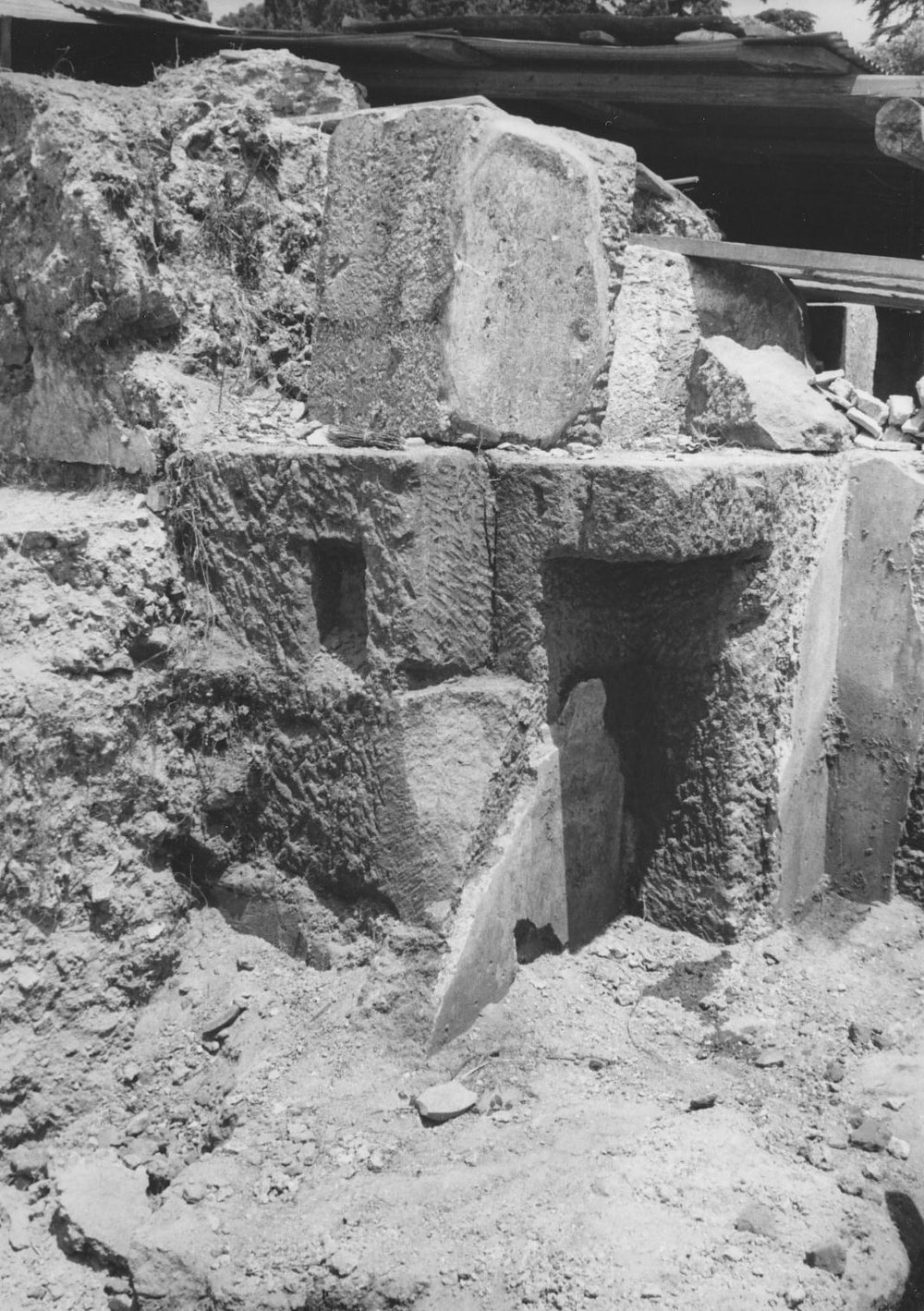 Angolo fra A6 e A8, nicchia di A8 durante lo savo giugno 1960 LXXIV, 5.JPG
