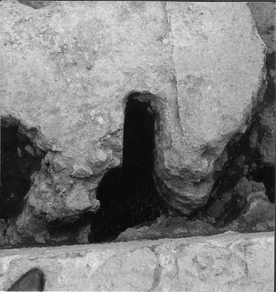 012343 - scavo archeologico - Basilica Giulia, vedute, settore sud-orientale (scavo giugno 1963); neg. serie 6x6, n. 835