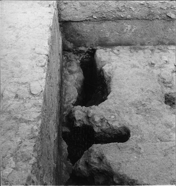 012344 - scavo archeologico - Basilica Giulia, vedute, settore sud-orientale (scavo giugno 1963); neg. serie 6x6, n. 836
