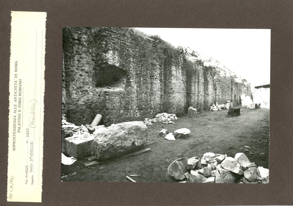 Casa di Augusto 010.jpg