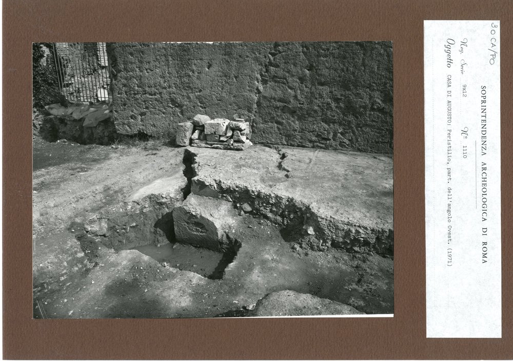 Casa di Augusto 030.jpg