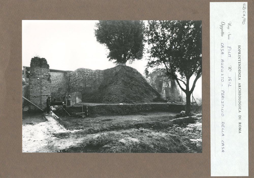 Casa di Augusto 062.jpg