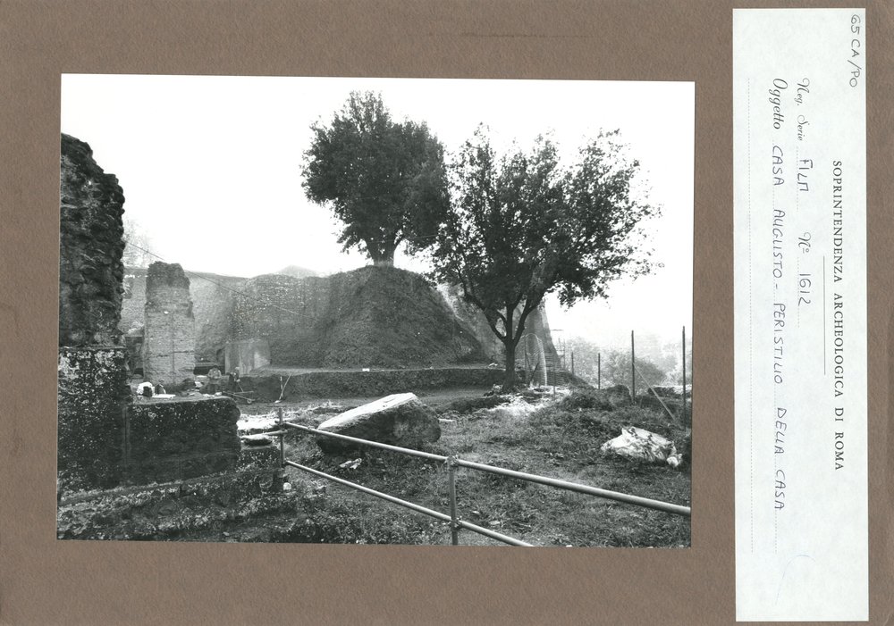 Casa di Augusto 065.jpg