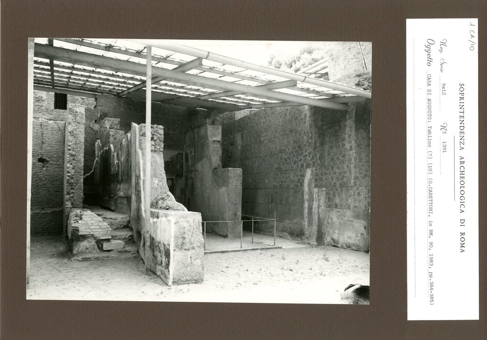 Casa di Augusto - Tablino - Ambiente 10 - 001.jpg
