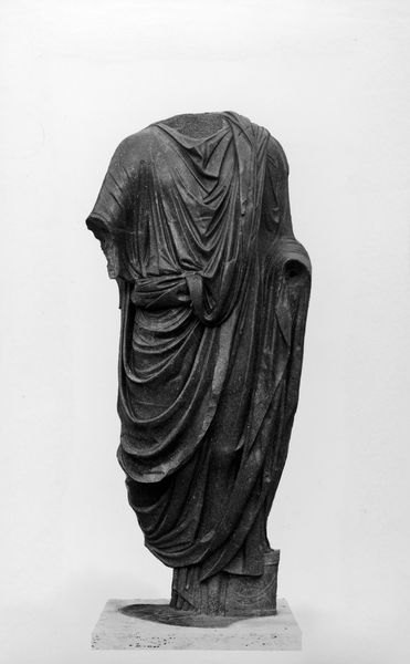 013476 - restauro - Curia, Statua di porfido; Neg. Serie E, Nr. 1646