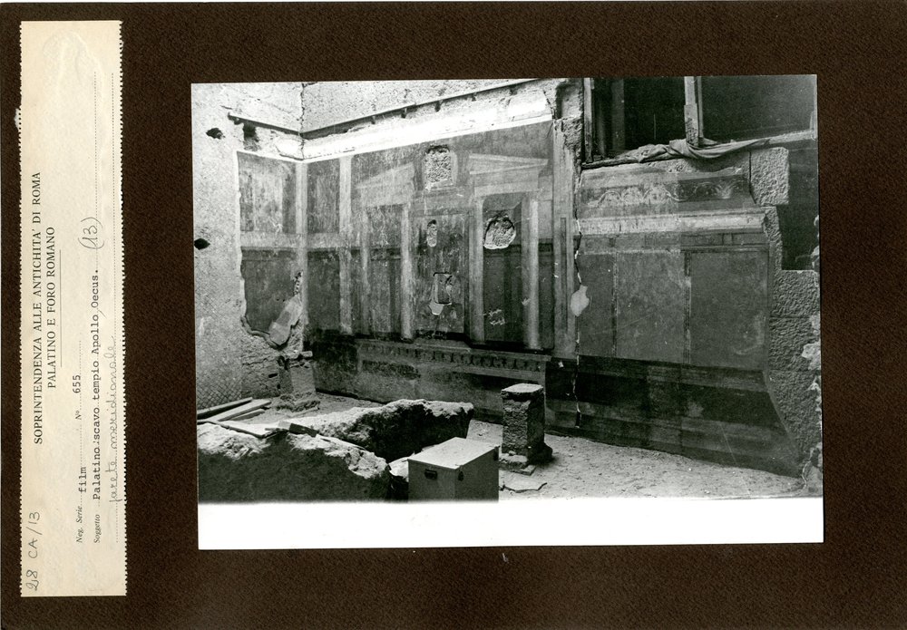Casa di Augusto - Oecus - 028.jpg