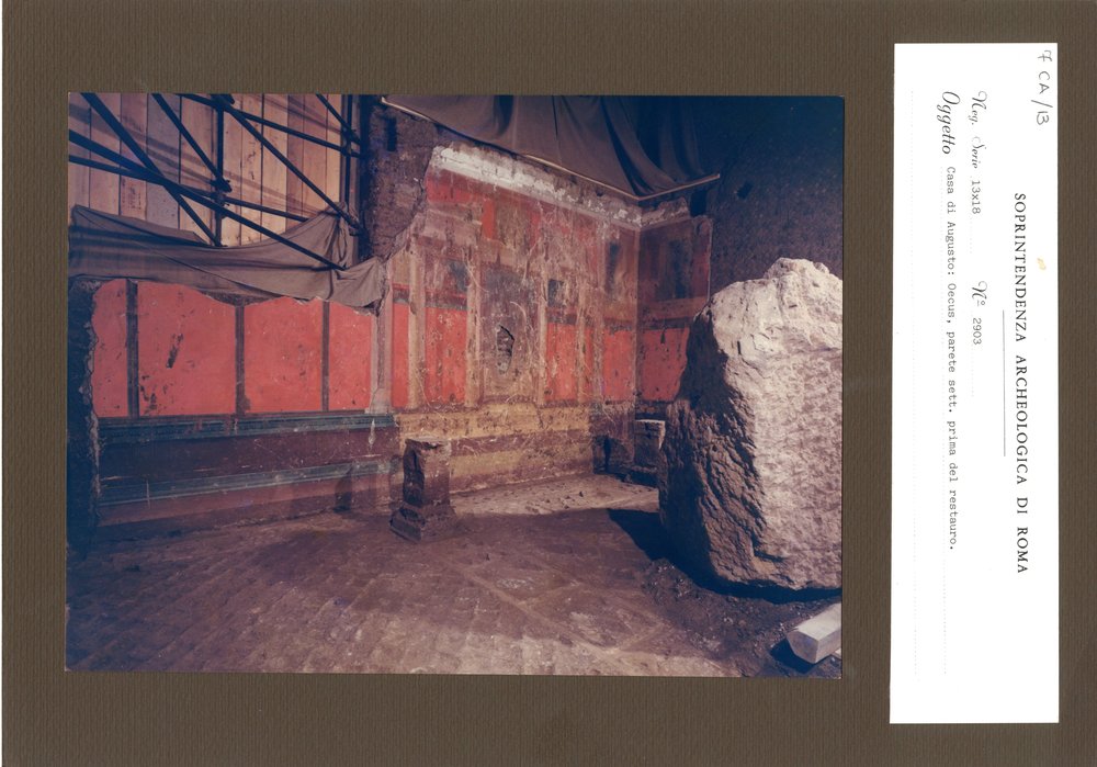 Casa di Augusto - Oecus - 007.jpg
