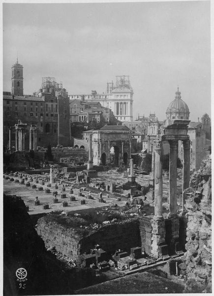 012309 - monumento - Basilica Giulia, vedute, veduta