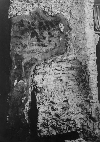 013252 - reperto - Curia, Chiesa medievale, Particolare di una nicchia; Gab. Fot. Naz.