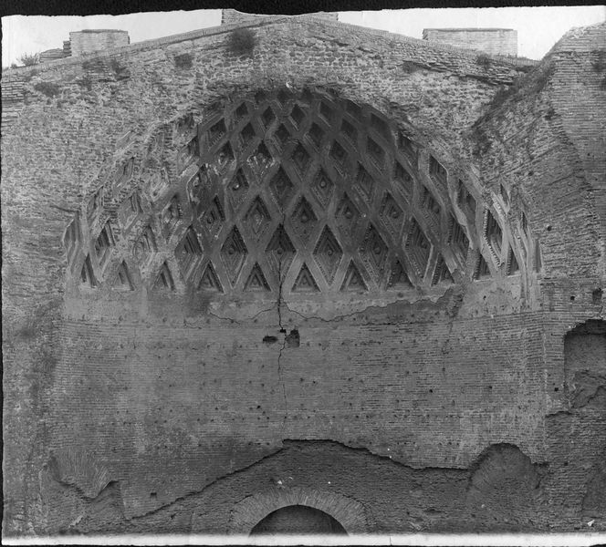 018378 - monumento - Tempio di Venere e Roma, cella occidentale, l'abside occidentale; neg. serie C, n. 548