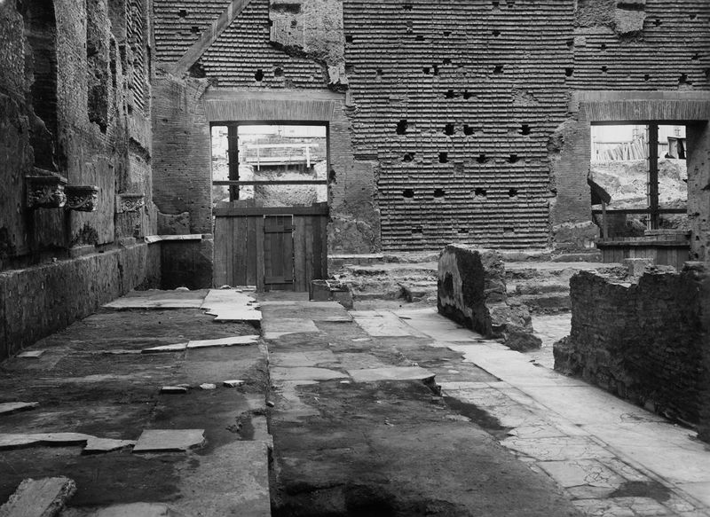 013262 - restauro - Curia, Ex Chiesa di S. Adriano, Schola Cantorum; Gab. Fot. Naz. Neg. Serie E, Nr. 42635
