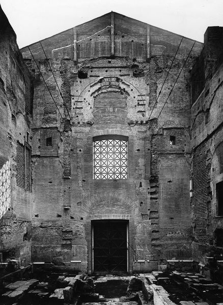 013234 - restauro - Curia, parete anteriore, lato interno della fasciata; Gab. Fot. Naz. Neg. Serie E, Nr. 42698