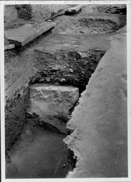 018417 - scavo archeologico - Tempio di Venere e Roma, cella occidentale, durante lo scavo; neg. serie F, n. 1320