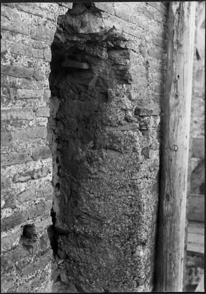 018418 - scavo archeologico - Tempio di Venere e Roma, cella occidentale, durante lo scavo; neg. serie F, n. 1325