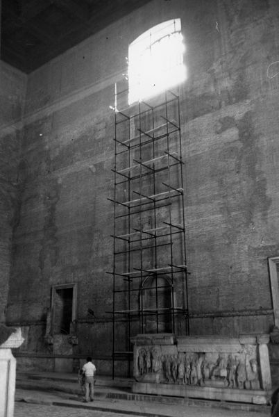 013283 - restauro - Curia, manutenzione delle vetrate; senza negativo