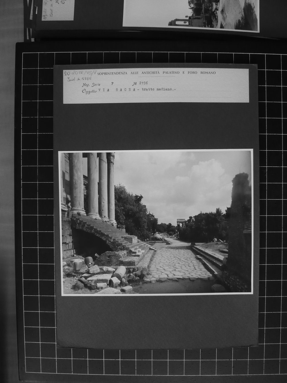 F_2196.JPG