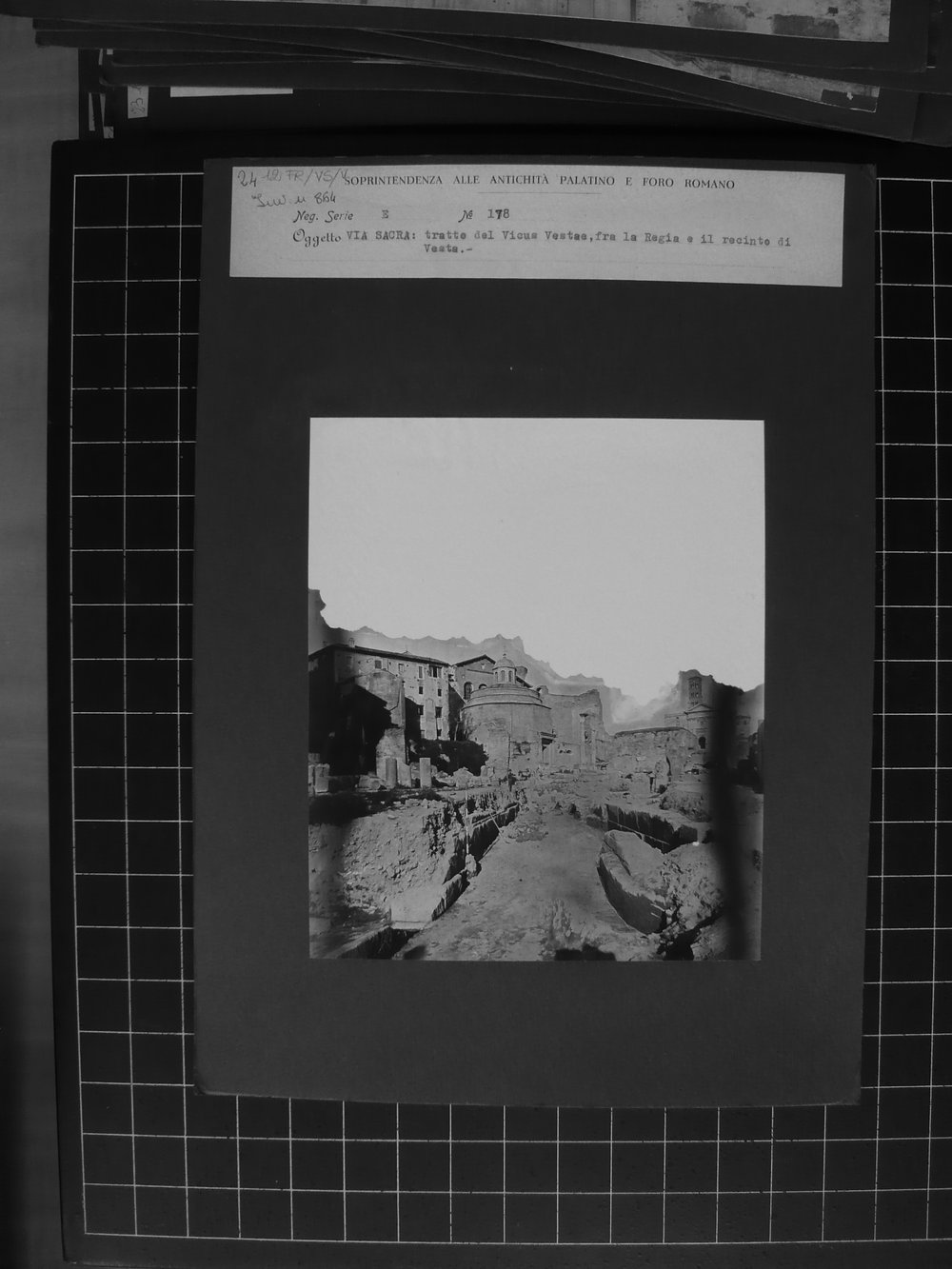 E_178.JPG