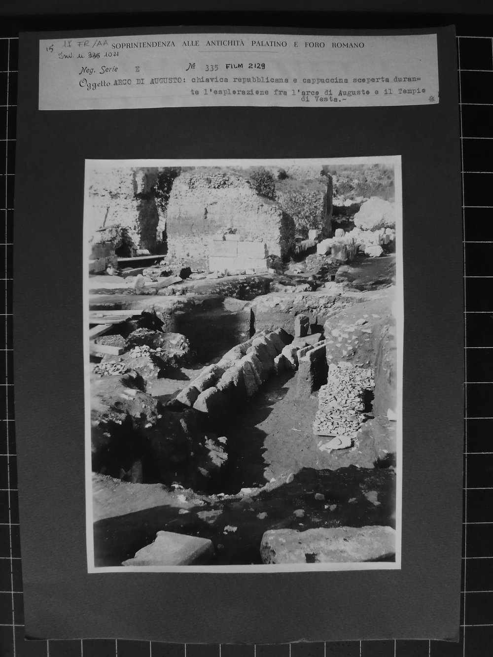 E_335.JPG
