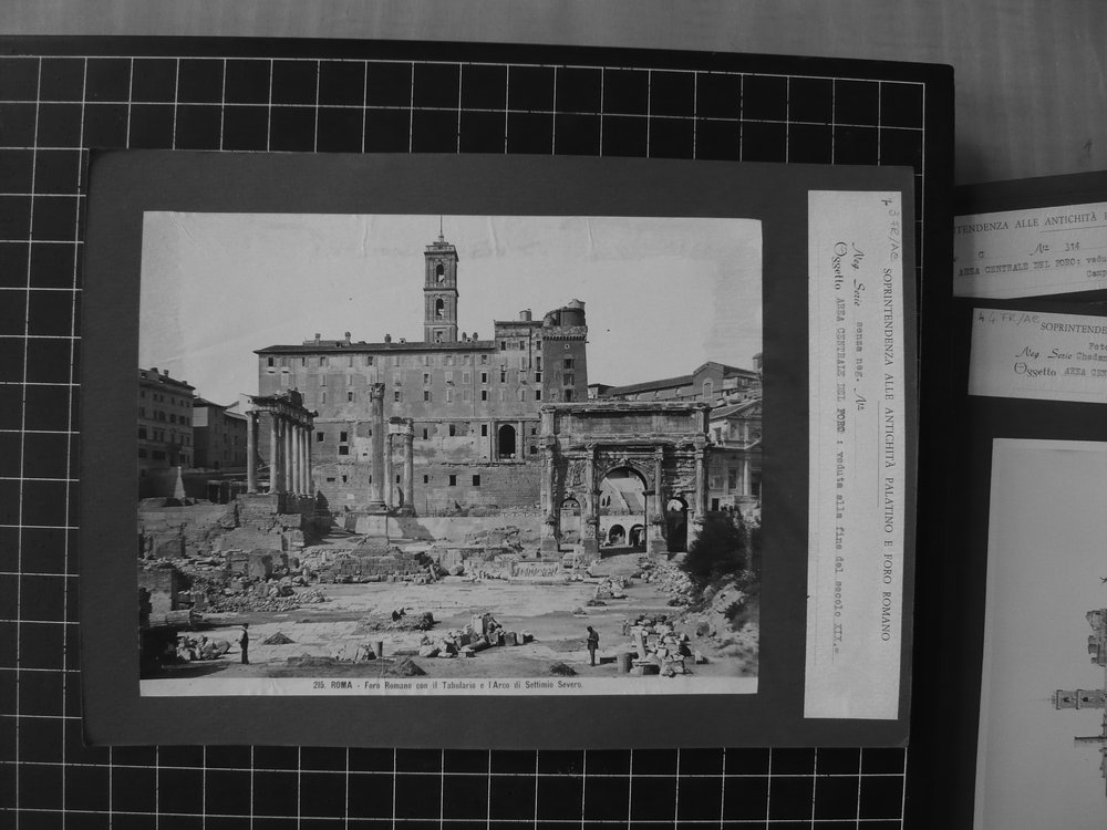 s.neg_P1040650.JPG
