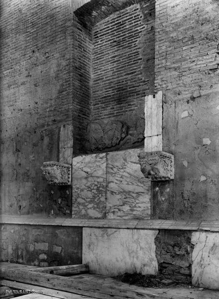 013246 - restauro - Curia, Chiesa medievale, terza nicchia a destra; Neg. Serie F, Nr. 2026