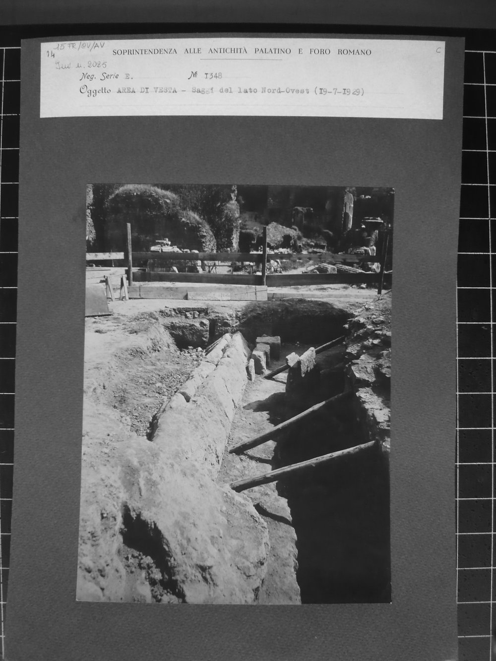 E_1348.JPG