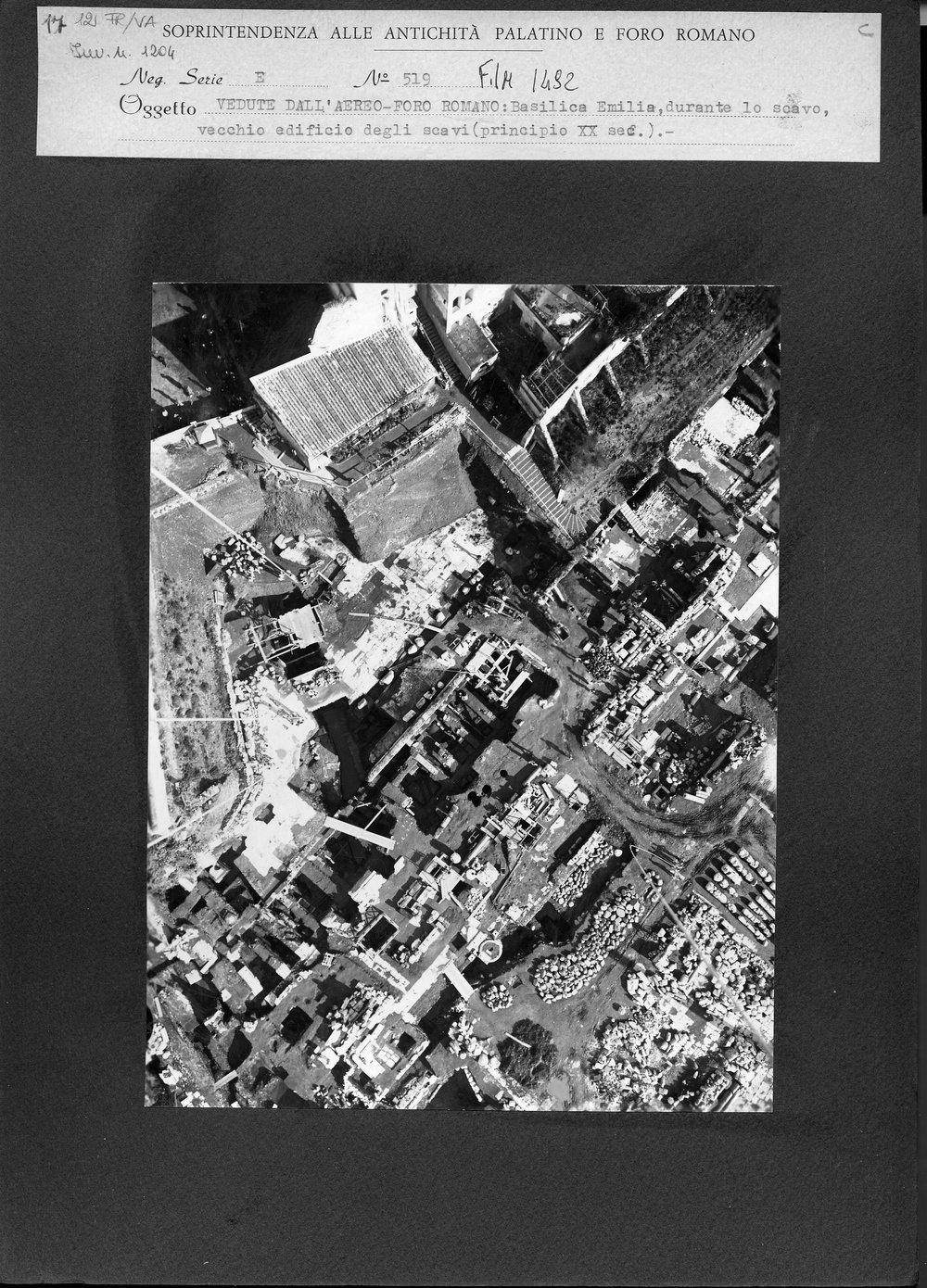 12 FR-VA.tif