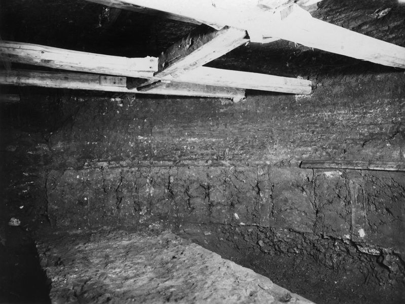 013229 - restauro - Curia, Interno, Ex Chiesa di S. Adriano, veduta della parete di fondo, durante i lavori, 09/06/1936; Gab. Fot. Naz. Neg. Serie E, Nr. 42618